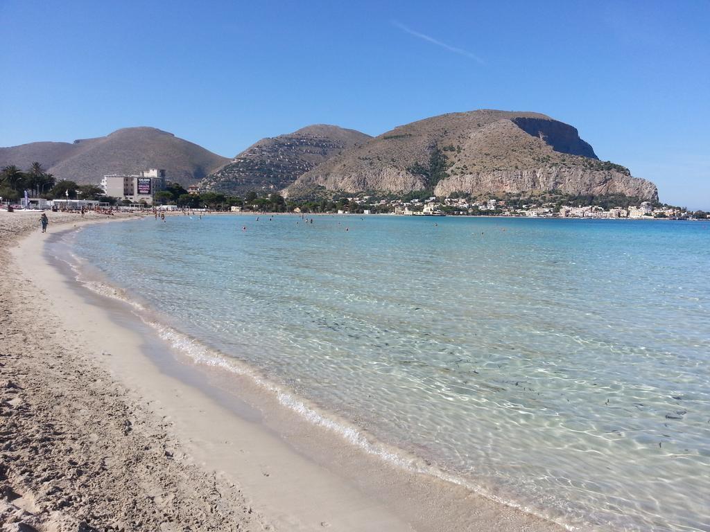Mondello Suites Feels Like Home Kültér fotó