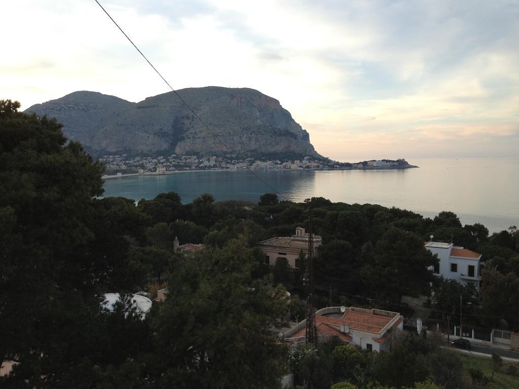 Mondello Suites Feels Like Home Kültér fotó